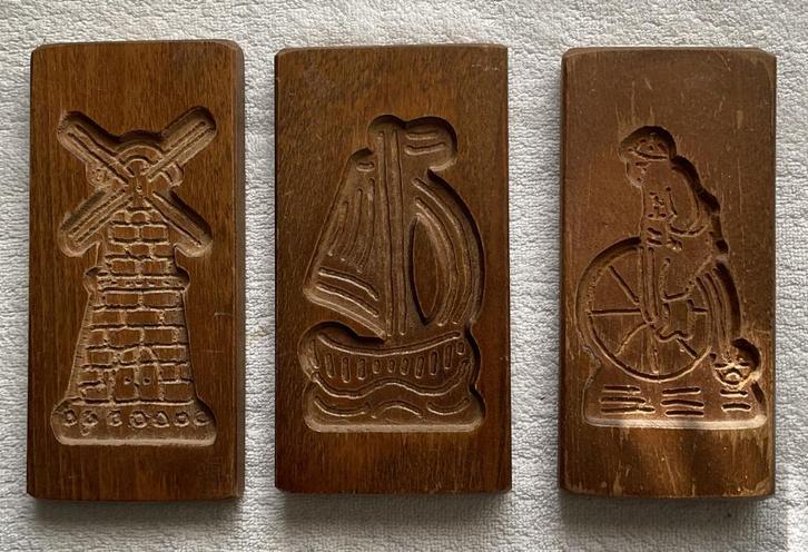 Speculaasplankjes, 3 verschillende, handgestoken bakvormpjes, Antiek en Kunst, Antiek | Keukenbenodigdheden, Ophalen