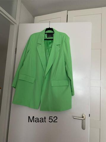 Grote maten colberts beschikbaar voor biedingen