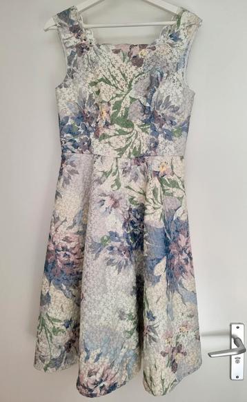Prachtige pastelkleurige jurk Phase Eight maat 10 / 36 / S beschikbaar voor biedingen