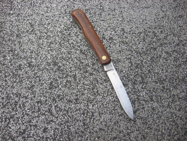 Zakmes Lutters & Co Loewen messer Lowen  izgst model 1038, Antiek en Kunst, Antiek | Gereedschap en Instrumenten, Ophalen of Verzenden
