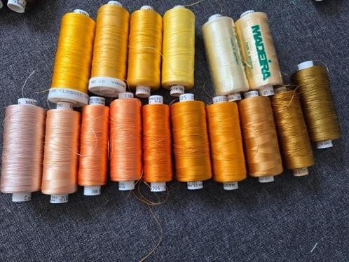 Zolderopruiming 16 klos madeira 40 classic-geel/oranje/goud, Hobby en Vrije tijd, Borduren en Borduurmachines, Nieuw, Borduurgaren of Zijde