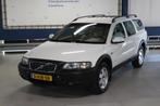 Volvo V70 2.4 T AWD Comfort Line / FULL SERVICE / YOUNGTIMER, Stoelverwarming, Wit, Vierwielaandrijving, 92 €/maand