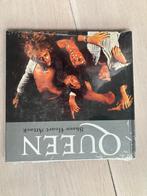 Cd Queen in boek vorm, Cd's en Dvd's, Ophalen of Verzenden, 2000 tot heden, Zo goed als nieuw