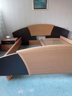 Bed omtrek met nachtkastje, Huis en Inrichting, Ophalen, Gebruikt, Tweepersoons