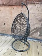 Hangstoel - Ei model, Ophalen, Gebruikt