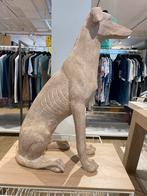 Hout look kunstof windhond, Ophalen