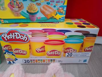 Play-do, knutsel en meisjes spulletjes! Zie foto's! beschikbaar voor biedingen