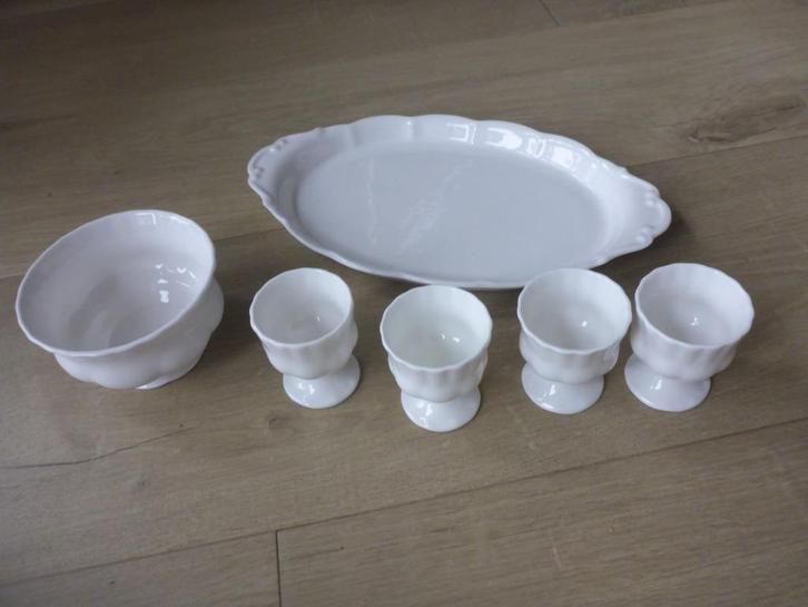 Serviesdelen royal albert reverie., Huis en Inrichting, Keuken | Servies, Zo goed als nieuw, Overige typen, Overige stijlen, Porselein