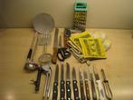 Set keukenspullen : 22 stuks, messen, lookpers, blikopener.., Ophalen of Verzenden, Nieuw, Rvs of Chroom