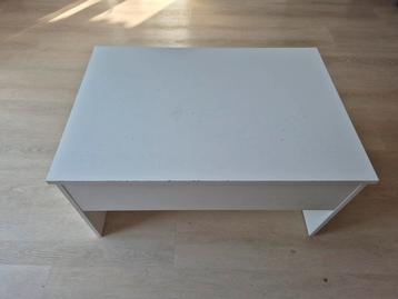 Salontafel beschikbaar voor biedingen