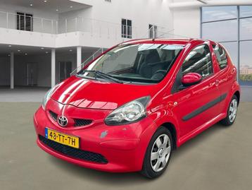 Toyota Aygo 1.0-12V +/AUTOMAAT beschikbaar voor biedingen