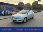 Opel Astra 1.6 Temptation 2X SLEUTEL + TREKHAAK!, Voorwielaandrijving, 15 km/l, Gebruikt, 4 cilinders