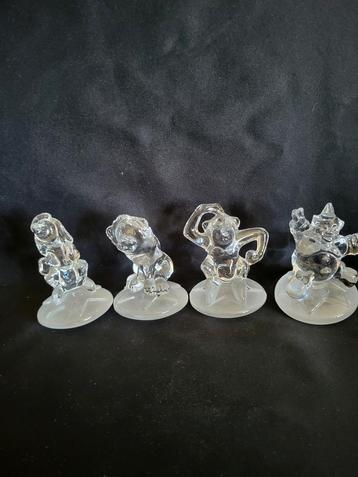 4 x kristalglas beeldjes beschikbaar voor biedingen