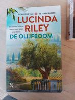 Lucinda Riley. De olijfboom., Ophalen of Verzenden, Zo goed als nieuw