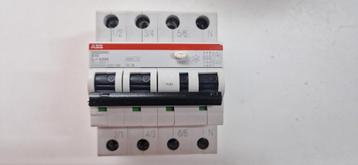 Aardlekautomaat ABB 3 FASE.  beschikbaar voor biedingen