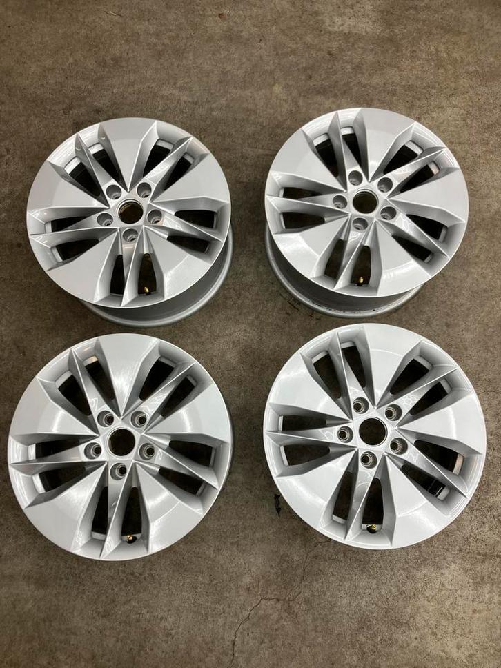 16 inch originele Skoda Octavia velgen - DEMO, Auto-onderdelen, Banden en Velgen, Velg(en), Zomerbanden, 16 inch, 205 mm, Personenwagen