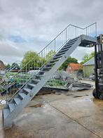 Stalen trap met bordes gegalv hoog 3.8mtr nob107, Doe-het-zelf en Verbouw, Ladders en Trappen, Ophalen