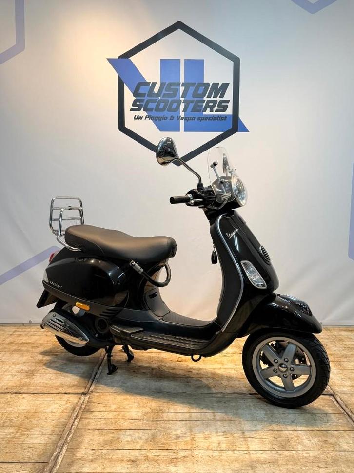 Vespa LX 50 4T Metallic Nero 25km 45km snor brom scooter, Fietsen en Brommers, Scooters | Vespa, Gebruikt, Vespa LX, Maximaal 45 km/u