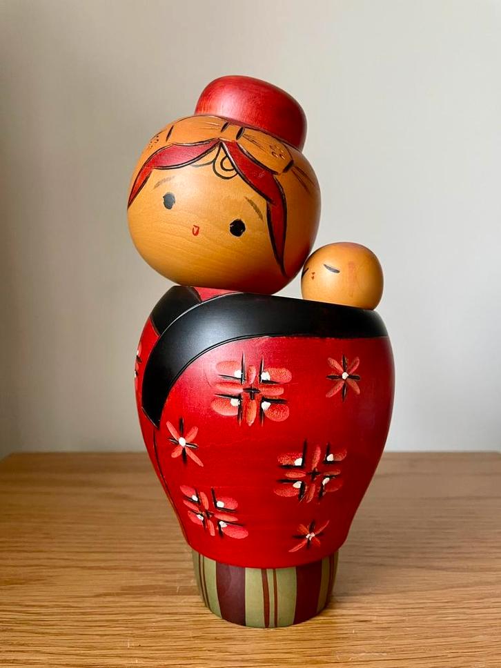 Vintage kokeshi Fujikawa Masae, Antiek en Kunst, Kunst | Niet-Westerse kunst, Ophalen of Verzenden