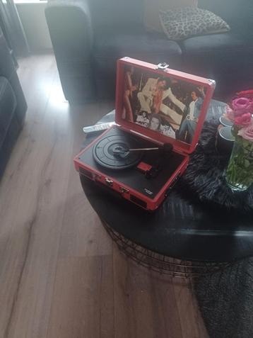 Elvis Presley platenspeler vintage. beschikbaar voor biedingen