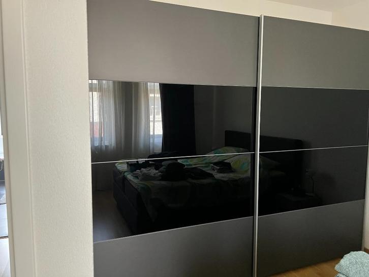 Mooie grote antraciete slaapkamerkast, Huis en Inrichting, Kasten | Kledingkasten, Zo goed als nieuw, 200 cm of meer, 200 cm of meer