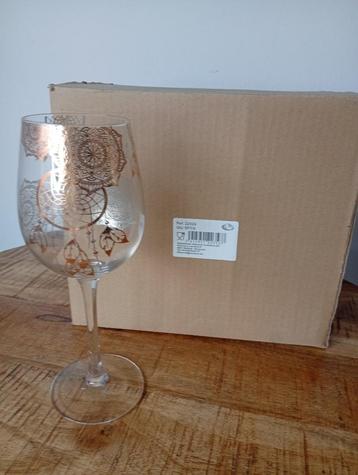 6 wijnglazen met roos gouden print beschikbaar voor biedingen