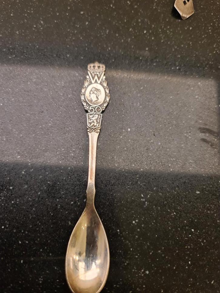 Zilveren Jubileum Lepel Wilhelmina 50 Jaar, Antiek en Kunst, Antiek | Bestek, Ophalen of Verzenden