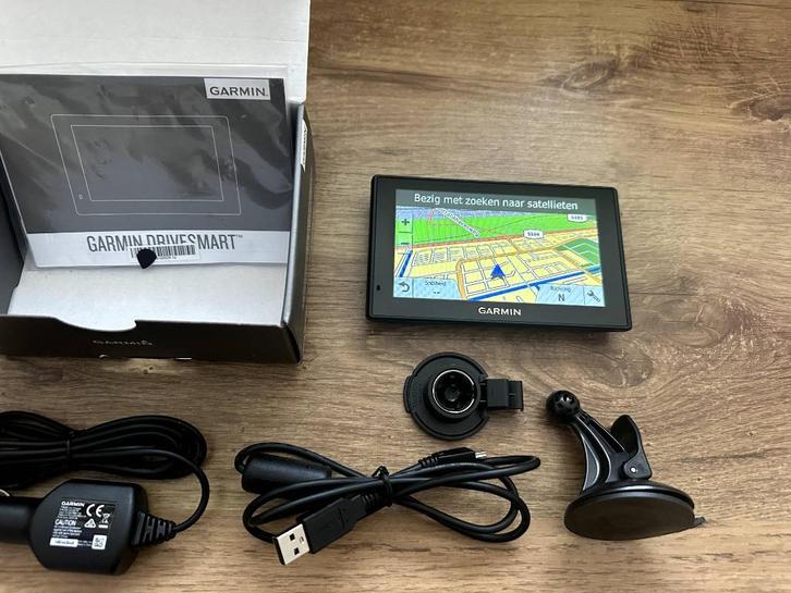 Garmin Drive Smart 51 LifeMaps 5" met nieuwe 2025 Europe Map, Auto diversen, Autonavigatie, Gebruikt, Ophalen of Verzenden