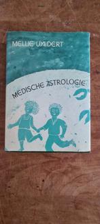 Medische Astrologie - Mellie Uyldert, Boeken, Gelezen, Achtergrond en Informatie, Astrologie, Ophalen of Verzenden