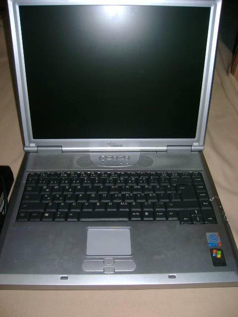 FUJITSU SIEMENS Amilo D7830 onderdelen, Computers en Software, Laptop-opladers, Gebruikt, Ophalen of Verzenden