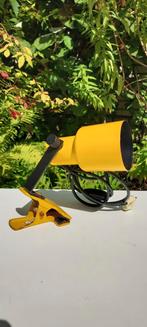 Vintage geel klem lampje, Antiek en Kunst, Antiek | Lampen, Ophalen of Verzenden