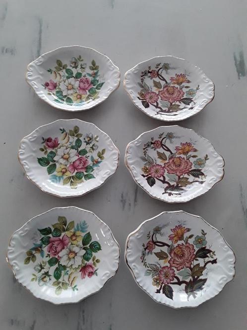 H Aynsley & Co Ltd Floral. Trinket schotels, Antiek en Kunst, Antiek | Servies los, Ophalen of Verzenden