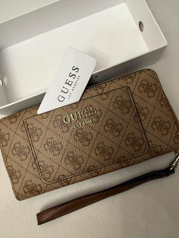 Nieuwe Dames Portemonnee beschikbaar voor biedingen