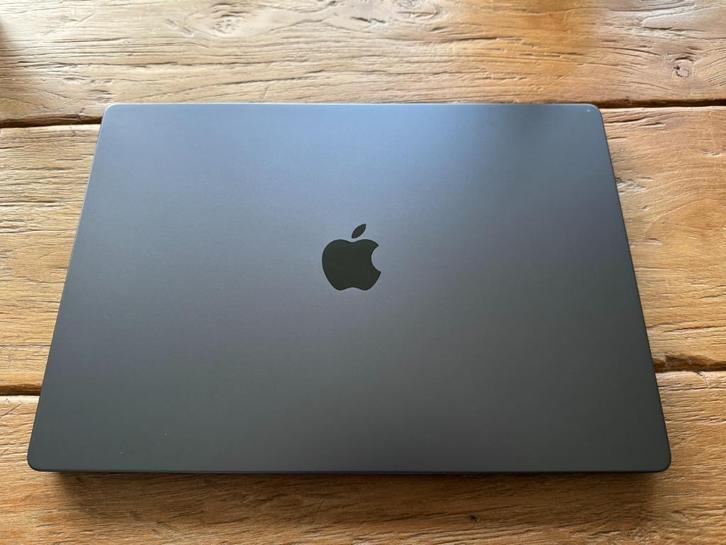 MacBook Pro 16 inch (nov 2023) – 18GB RAM - 512GB SSD, Computers en Software, Apple Macbooks, Zo goed als nieuw, MacBook Pro, 16 inch