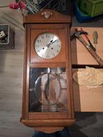 WEEKENDPRIJSJE nette ouderwetse opwind klok, Ophalen