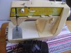 oudere maar zeer stevige goedwerkende singer naaimachine, Hobby en Vrije tijd, Naaimachines en Toebehoren, Ophalen of Verzenden