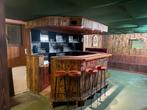 Bar met krukken en grote zit gedeelte, Huis en Inrichting, Barren, Ophalen, Gebruikt, Inclusief barstoelen