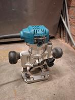 Makita RT0702CX2J Bovenfrees / Kantenfrees Set, Ophalen