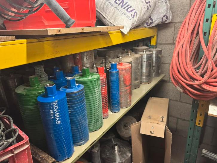 Betonboor en slopers bedrijf in bv vorm, Doe-het-zelf en Verbouw, Overige Doe-het-zelf en Verbouw, Gebruikt, Ophalen