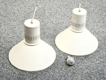 Hanglampen beschikbaar voor biedingen