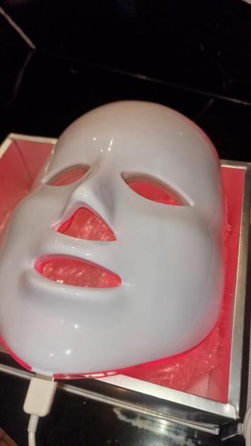 Lichttherapie Led Gezichtsmasker in de doos  beschikbaar voor biedingen