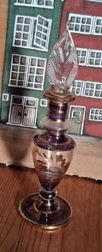 Arabisch parfum flesje, Ophalen