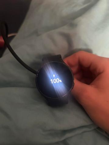 Smartwatch! beschikbaar voor biedingen
