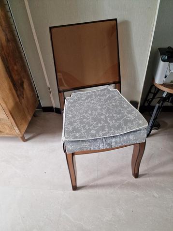  stoelen bruin 4 stuks beschikbaar voor biedingen