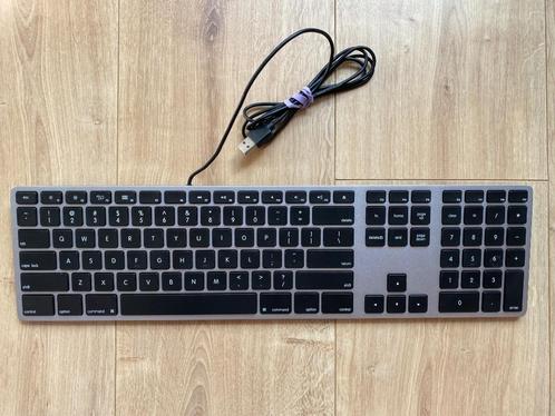 Toetsenbord, Computers en Software, Toetsenborden, Zo goed als nieuw, Qwerty, Bedraad, Ophalen of Verzenden