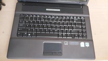 HP laptop HP 550 met dvd lightscribe brander & stroomadapter beschikbaar voor biedingen