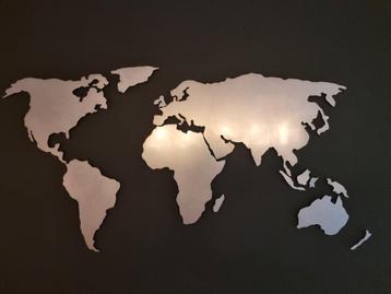 Unieke aluminium 3D wereldkaart wanddecoratie - geborsteld  beschikbaar voor biedingen