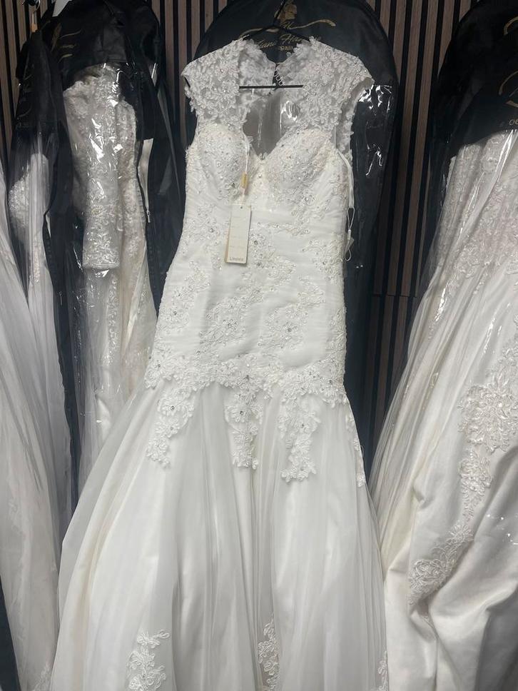 Nieuwe witte trouwjurk van Linvyla, Kleding | Dames, Trouwkleding en Trouwaccessoires, Nieuw, Trouwjurk, Wit, Ophalen of Verzenden