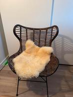 Super mooie stoel mag verkocht worden met schaapje, Huis en Inrichting, Stoelen, Ophalen, Zo goed als nieuw, Eén