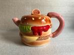Theepot in de Vorm van een Hamburger – Retro & Uniek, Ophalen of Verzenden